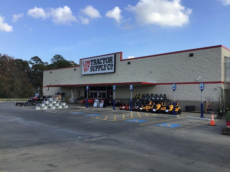 TRACTOR SUPPLY Updated October 2024 201 Mane St, West Monroe, Louisiana Home Decor Phone
