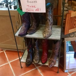 Masada Leather & Outdoor - Cute western boots for the ladies.