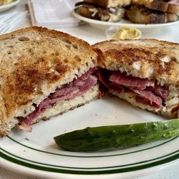 Corned Beef Reuben