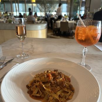 Novikov - Mediterranean Near Me - Beverly Hills, California