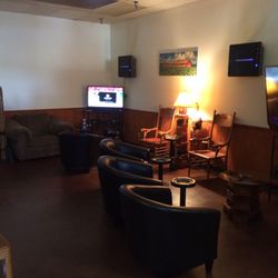 Good Ol Times Cigar Lounge