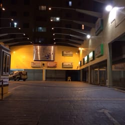 Waz - A waz fica nessa galeria. São as lojas da direita