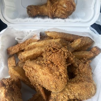 Chick N' Friends - 4 piece chicken special - Soul Food Near Me - Columbia, Maryland Chick N' Friends - 4 piece chicken special - Soul Food Near Me - Columbia, Maryland