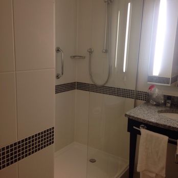 Hampton By Hilton London Waterloo - Hotels Near Me - London, XGL Hampton By Hilton London Waterloo - Hotels Near Me - London, XGL
