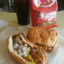 Pete's Coney Island - The famous coney and double chilli cheeseburger!