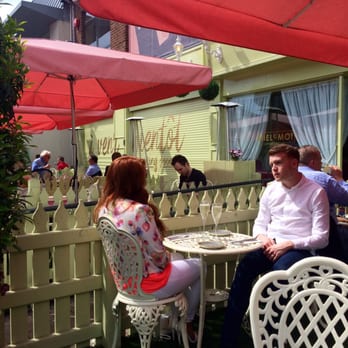 Miel et Moi - Champagne Bars Near Me - Belfast, BFS