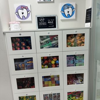 Toothbuds Pediatric Dentistry - Pediatric Dentists Near Me - Los Angeles, California