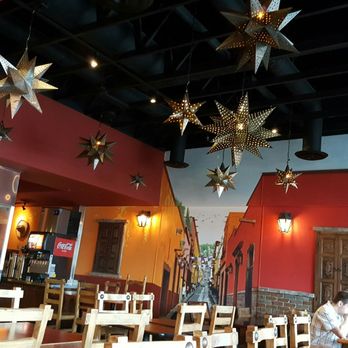 Calle Tepa - Nice decor - Mexican Near Me - Tucson, Arizona