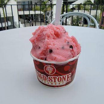 Cold Stone Creamery - Raspberry sorbet with chocolate chips - Ice Cream & Frozen Yogurt Near Me - Hollywood, California Cold Stone Creamery - Raspberry sorbet with chocolate chips - Ice Cream & Frozen Yogurt Near Me - Hollywood, California