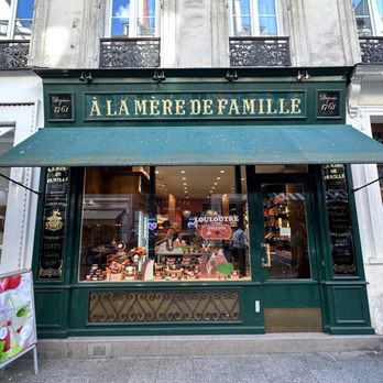 A la Mère de Famille - Store front - Chocolatiers & Shops Near Me - Paris, 75 A la Mère de Famille - Store front - Chocolatiers & Shops Near Me - Paris, 75