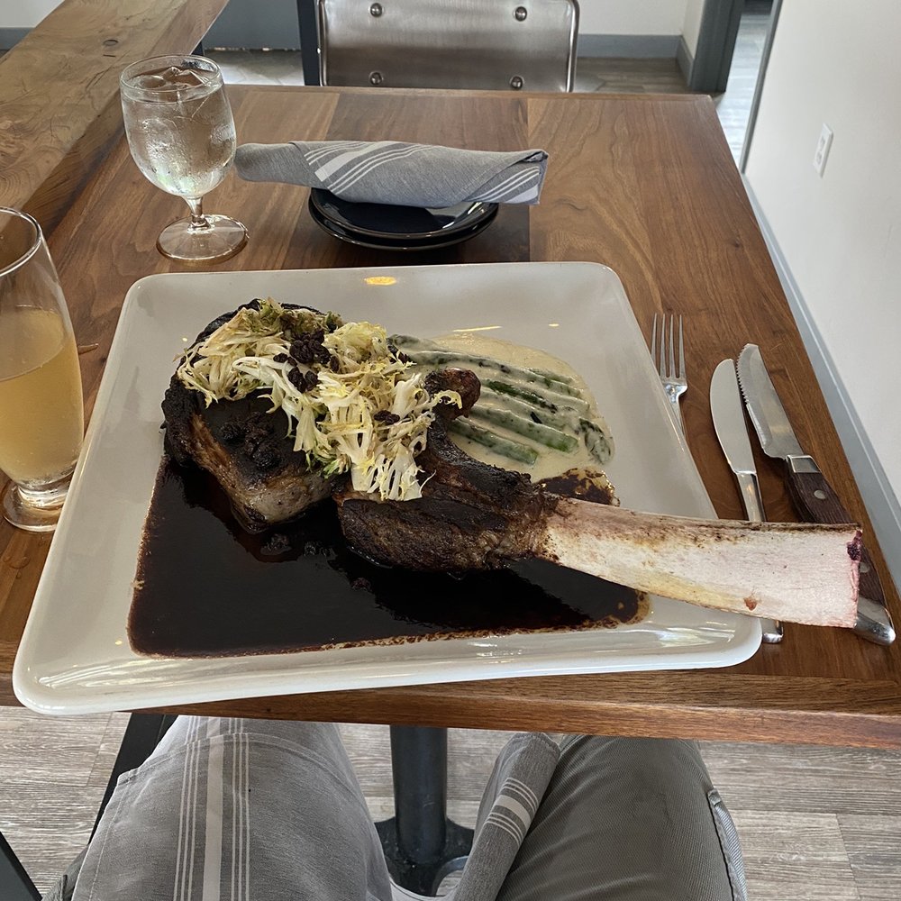 Brix 25 - Tomahawk - New American Near Me - Gig Harbor, Washington