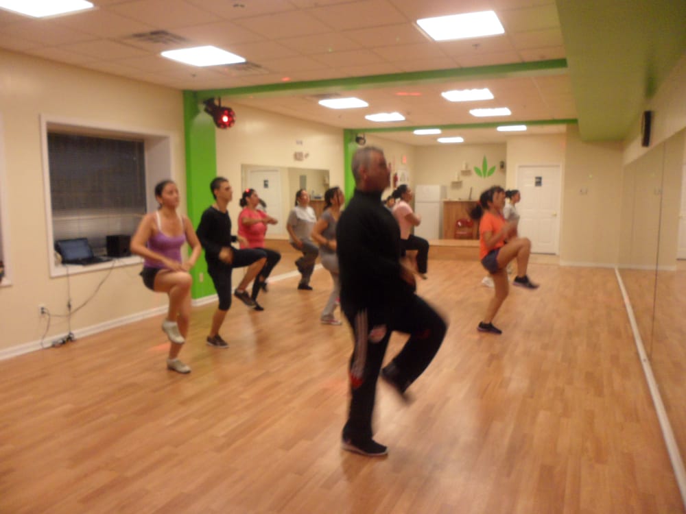 DANZ STUDIO CLOSED 345B Morris Ave, Elizabeth, New Jersey Dance