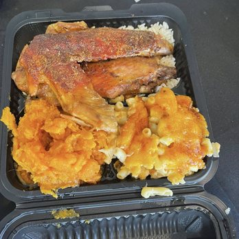 Tracey's Kitchen - Delicious Turkey Legs Platter. - Soul Food Near Me - TRENTON, New Jersey Tracey's Kitchen - Delicious Turkey Legs Platter. - Soul Food Near Me - TRENTON, New Jersey