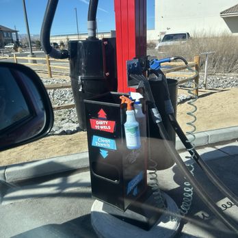 Lickety Split Express Carwash - Cleaning station. Towels, glass cleaner, interior cleaner, unlimited vacuum and compressed air. - Car Wash Near Me - Fernley, Nevada