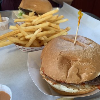 Granny's Drive In - Burgers Near Me - Heber City, Utah