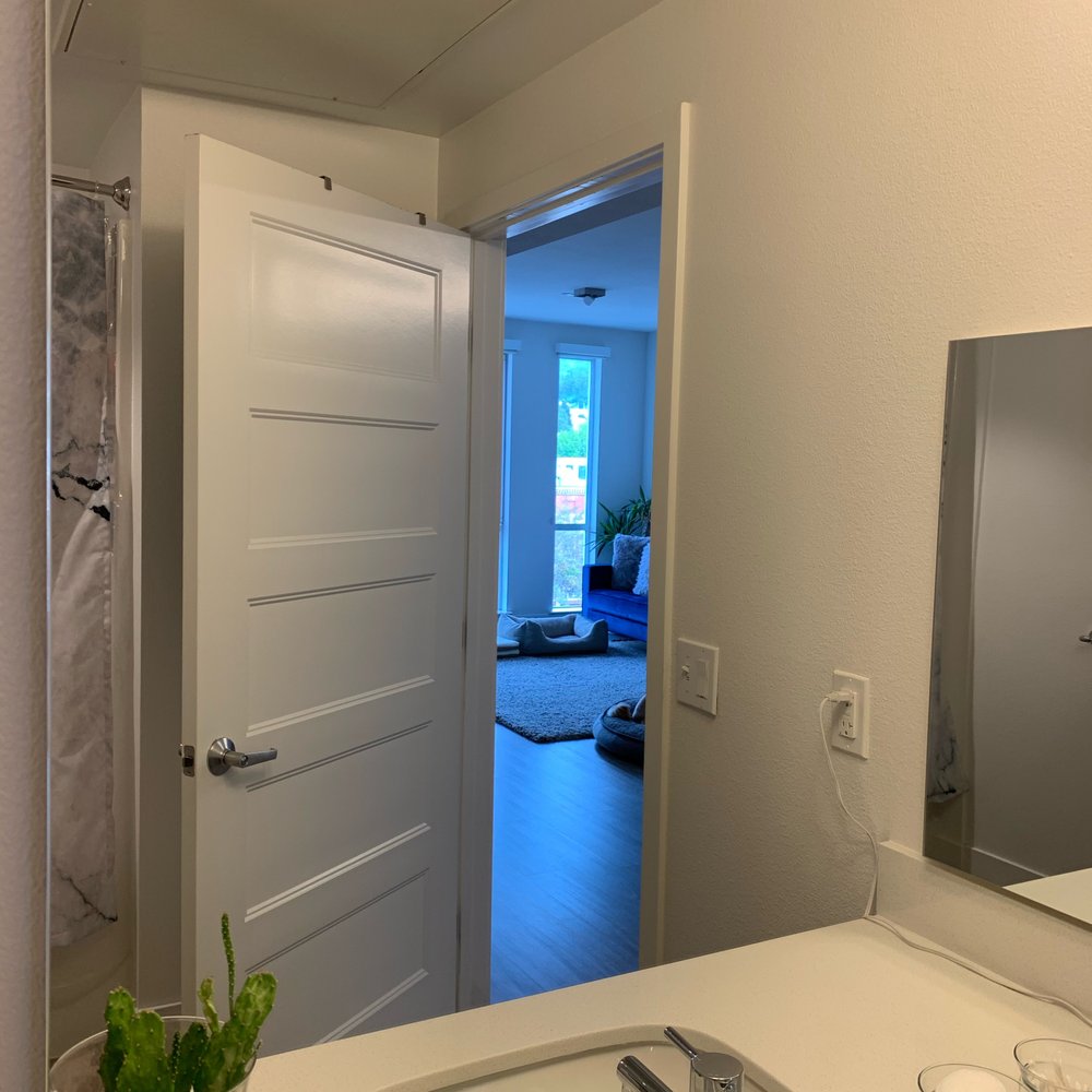 Spectacular Housekeeping - Mirrors are streak free! - Home Cleaning Near Me Spectacular Housekeeping - Mirrors are streak free! - Home Cleaning Near Me