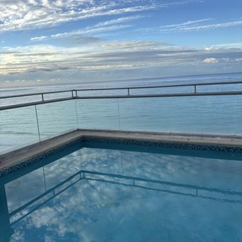 Kumo Rooftop - Lounges Near Me - Carolina, Puerto Rico