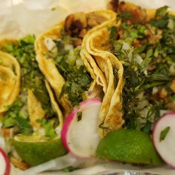 Carnitas mi pueblo - Tacos - Tacos Near Me - Milwaukee, Wisconsin