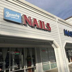 Beauty Nails - I do not recommend this establishment.