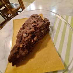California Bakery - Chocolate scone