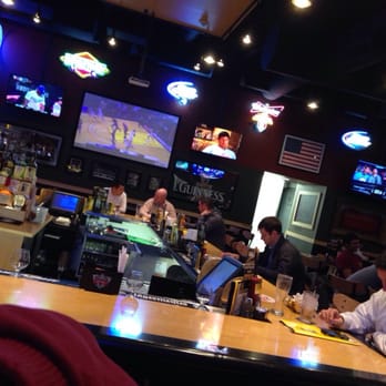 Buffalo Wild Wings - Sports Bars Near Me - Rolla, Missouri