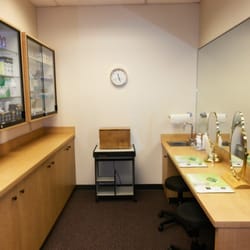 Bogey Hills Vision Center - Contact Lens Fitting Area