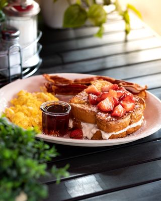 Biscuits Cafe by null