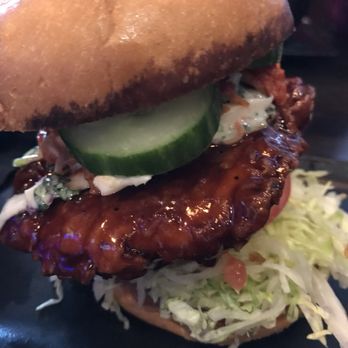 12welve Bistro & Tapwerks - Brewpubs Near Me - Whitby, Ontario