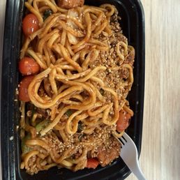 Tomato Garlic Chow Mein