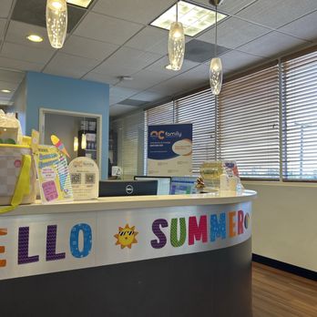 OC Family Orthodontics - Check in desk. - Orthodontists Near Me - Orange, California OC Family Orthodontics - Check in desk. - Orthodontists Near Me - Orange, California