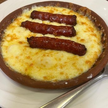 Las Nuevas Galías - Chistorra con queso - Mexican Near Me - México, D.F., DIF Las Nuevas Galías - Chistorra con queso - Mexican Near Me - México, D.F., DIF