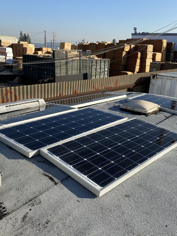 Slide of Stay Clean Solar