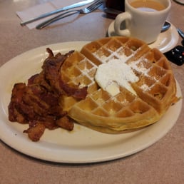 Malt waffle & bacon