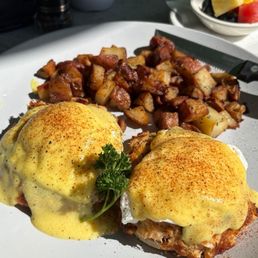 Crab Cake Benedict