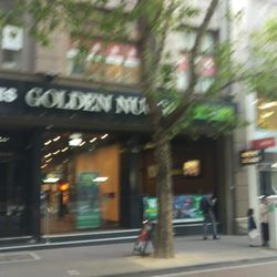 Golden Nugget - Outside