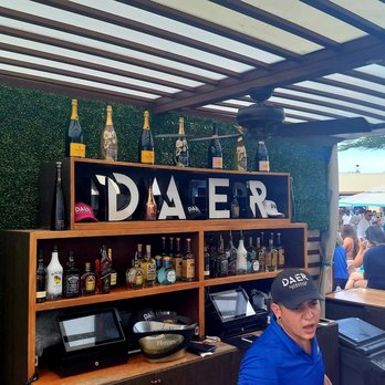 Daer - Get your drinks here - Dance Clubs Near Me - Hollywood, Florida