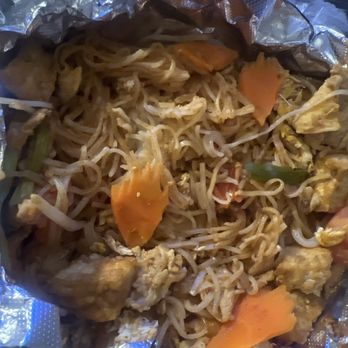 Lone Tree Thai Cuisine - Pad Thai - Thai Near Me - Brentwood, California