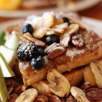 M henry - Dulce Banana Rumba French Toast - Breakfast & Brunch Near Me - Chicago, Illinois M henry - Dulce Banana Rumba French Toast - Breakfast & Brunch Near Me - Chicago, Illinois
