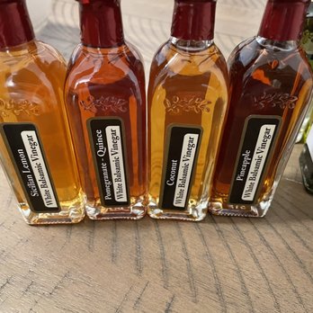 Redstone Olive Oil - White vinegar selection. Pineapple is extremely tasty! - Olive Oil Near Me - St. George, Utah
