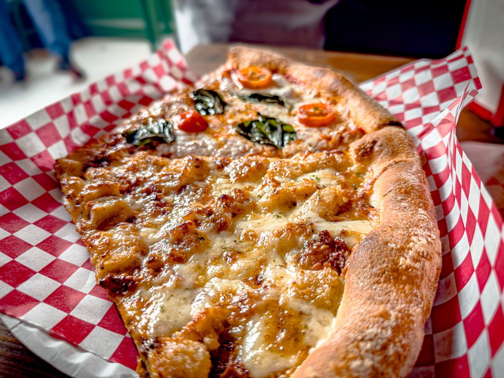 Food from Lucci’s Pizza