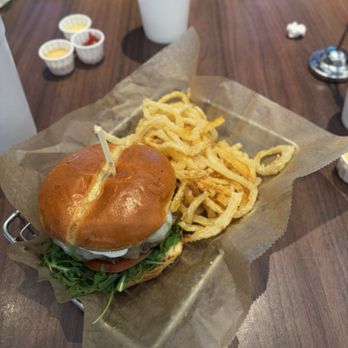 Burger 21 - Ashburn - Burgers Near Me - Ashburn, Virginia Burger 21 - Ashburn - Burgers Near Me - Ashburn, Virginia