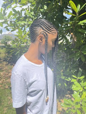 Summer Braids 🥰✨ - These braids are protective low maintenance styles. Last a long as 4-6 weeks at a time. Depending on the hair type and texture of client 😌 Summer Braids 🥰✨ - These braids are protective low maintenance styles. Last a long as 4-6 weeks at a time. Depending on the hair type and texture of client 😌