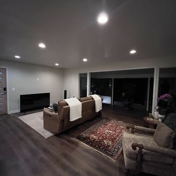 Konrad Konstruction - Living room remodel - General Contractors Near Me