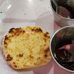 Jenny Delicias - All that was left of our biscuits and we ate this after my pic. Super good!!!