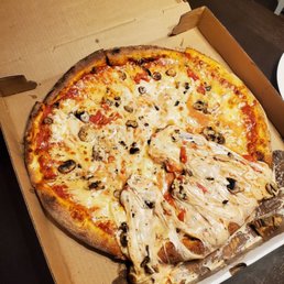 This was the meat lovers pizza with extra cheese that was delivered tonight. This was the meat lovers pizza with extra cheese that was delivered tonight.