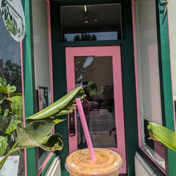 La Chula Cafe - Coffee & Tea Near Me - Pasadena, California La Chula Cafe - Coffee & Tea Near Me - Pasadena, California