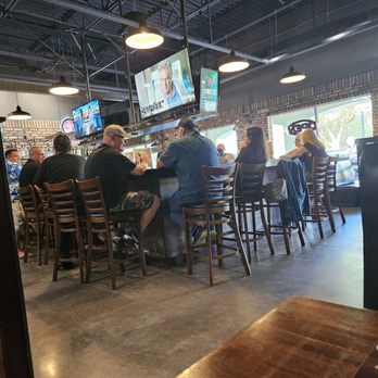 Brasero’s Restaurant & Bar - Bar area - Bars Near Me - Miami, Florida