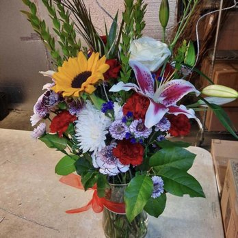 John's Flowers - Birthday flowers - Florists Near Me - Sacramento, California