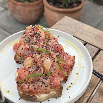 Crudo e Nudo - Tuna Tartare Toast - Seafood Near Me - Santa Monica, California Crudo e Nudo - Tuna Tartare Toast - Seafood Near Me - Santa Monica, California