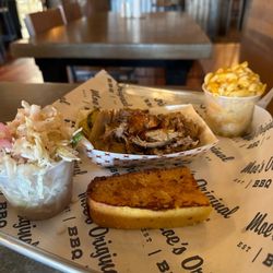 Moe's Original Bar B Que